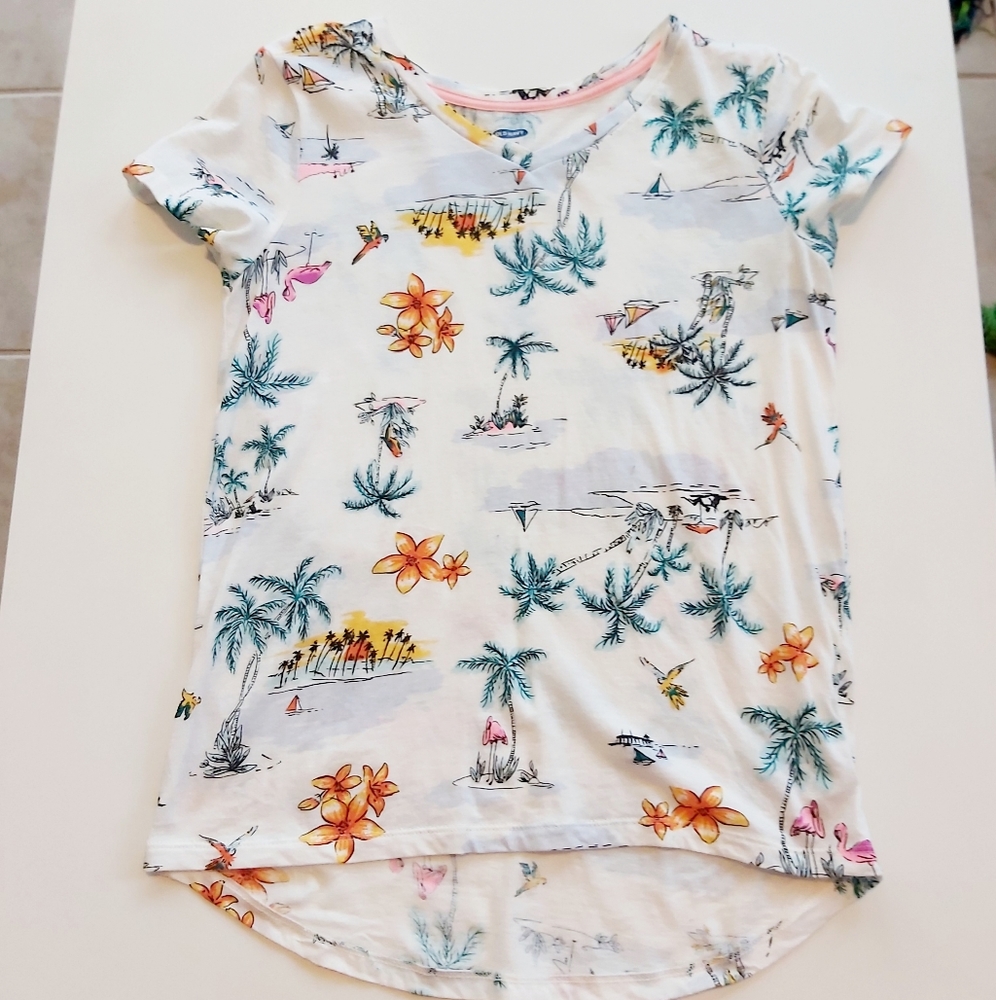 Old Navy summer T shirt